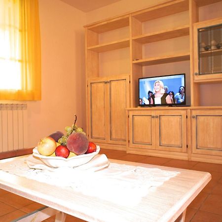 סן וינצ'נזו Appartamenti In Residence Villa Santa Maria חדר תמונה