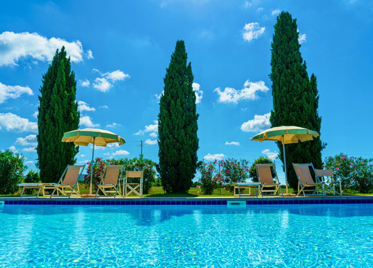 סן וינצ'נזו Appartamenti In Residence Villa Santa Maria מראה חיצוני תמונה