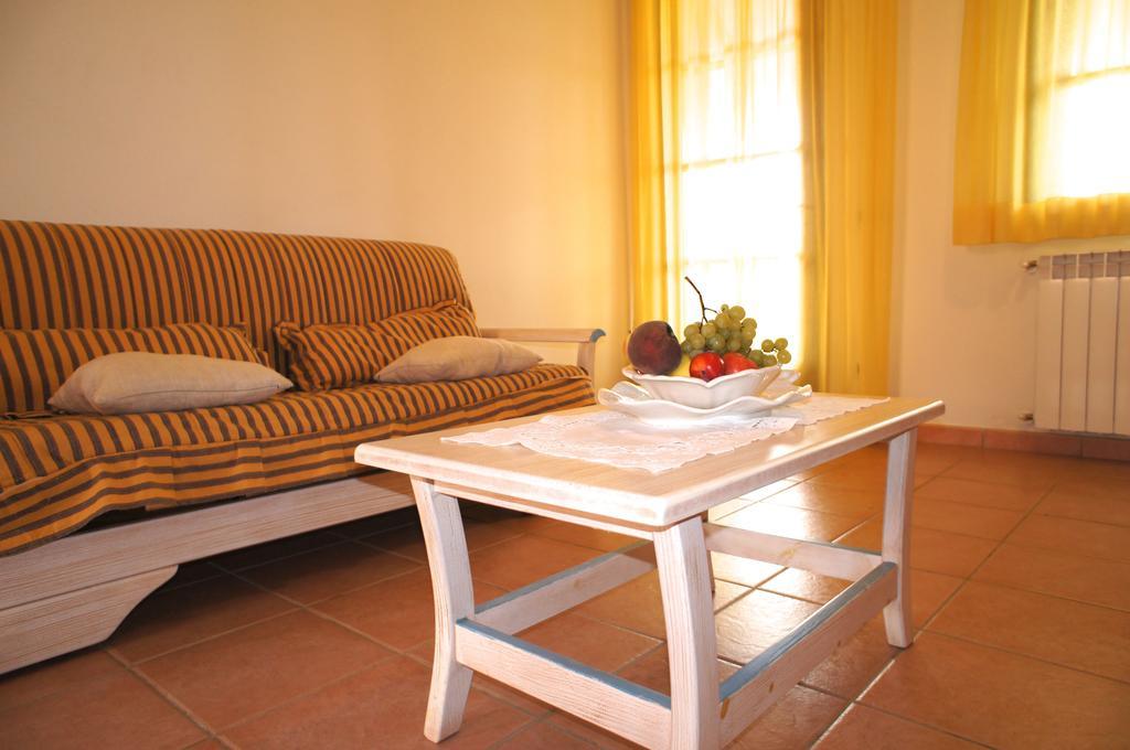 סן וינצ'נזו Appartamenti In Residence Villa Santa Maria חדר תמונה