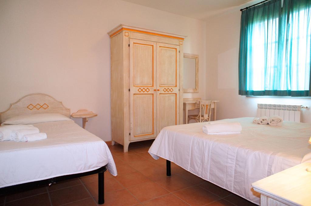 סן וינצ'נזו Appartamenti In Residence Villa Santa Maria חדר תמונה